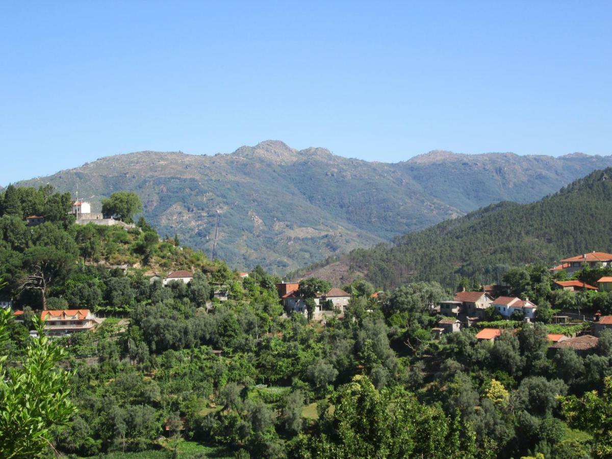 Апартаменты Casa De Casarelhos - Vistas Rio, Campo E Montanha - Lareira Герес Экстерьер фото