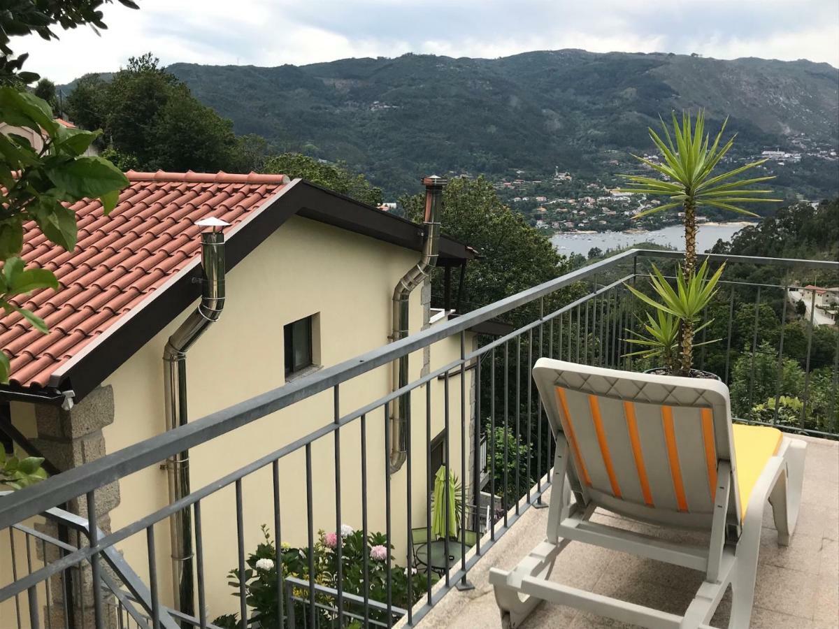 Апартаменты Casa De Casarelhos - Vistas Rio, Campo E Montanha - Lareira Герес Экстерьер фото